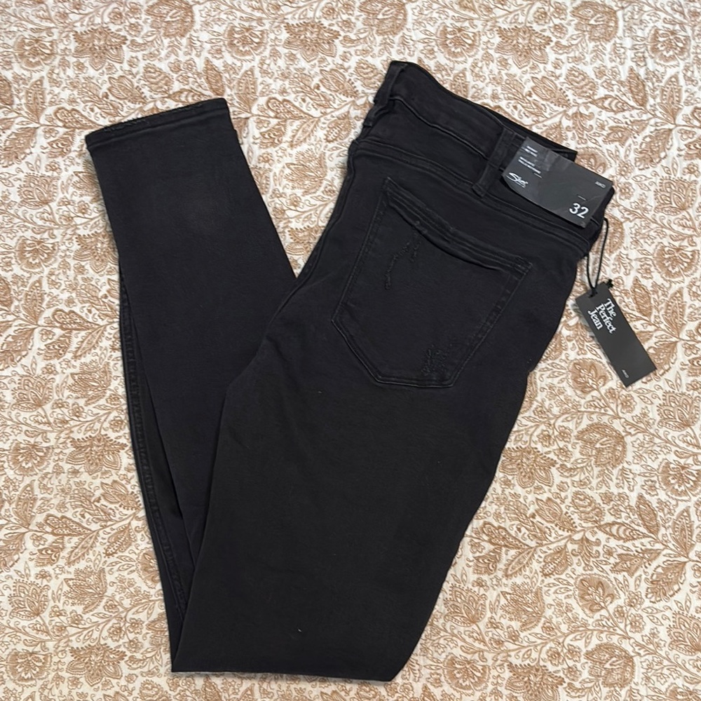 NWT Silver Jeans | Sz. 32 Women's Mid-Rise Black Skinny Jeans